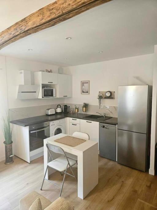 "La Tour", Logement Cosy, Au Calme Vertrieu Buitenkant foto
